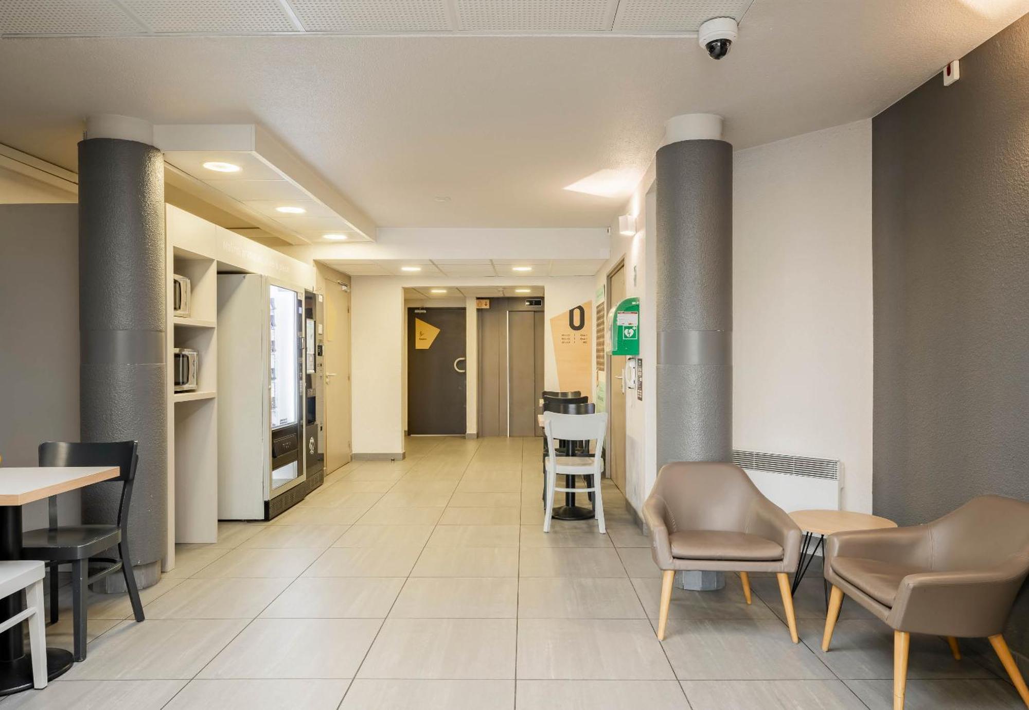 B&B Hotel Calais Centre St Pierre Zewnętrze zdjęcie