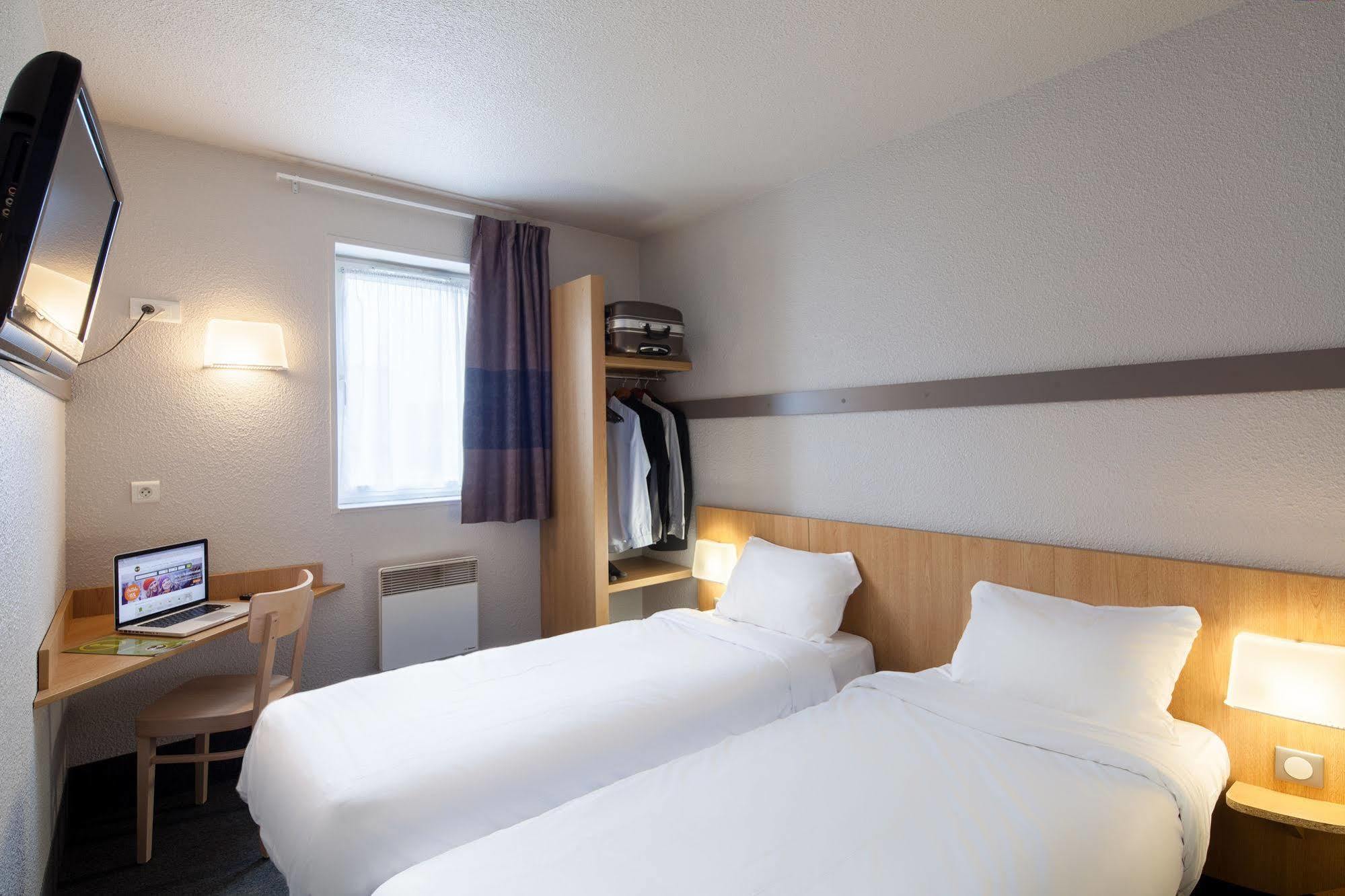 B&B Hotel Calais Centre St Pierre Zewnętrze zdjęcie